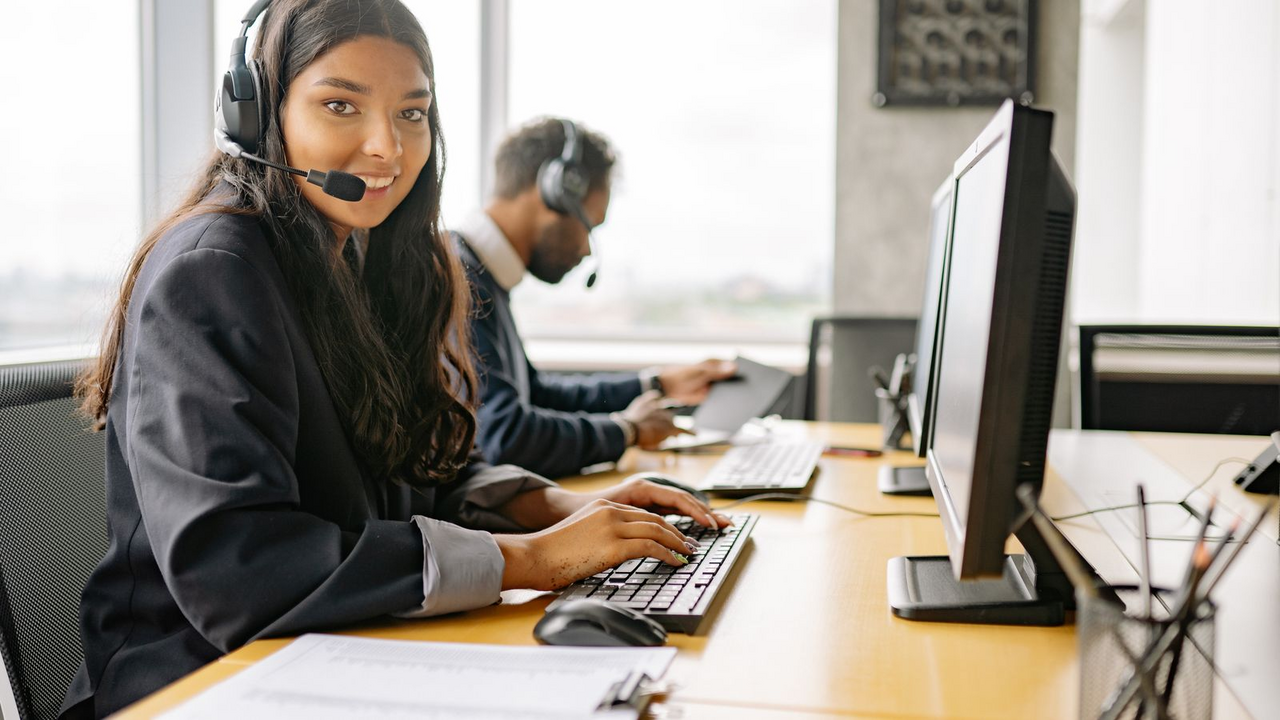 Call-center agent with headset staffing enrollment capacity on the floor
